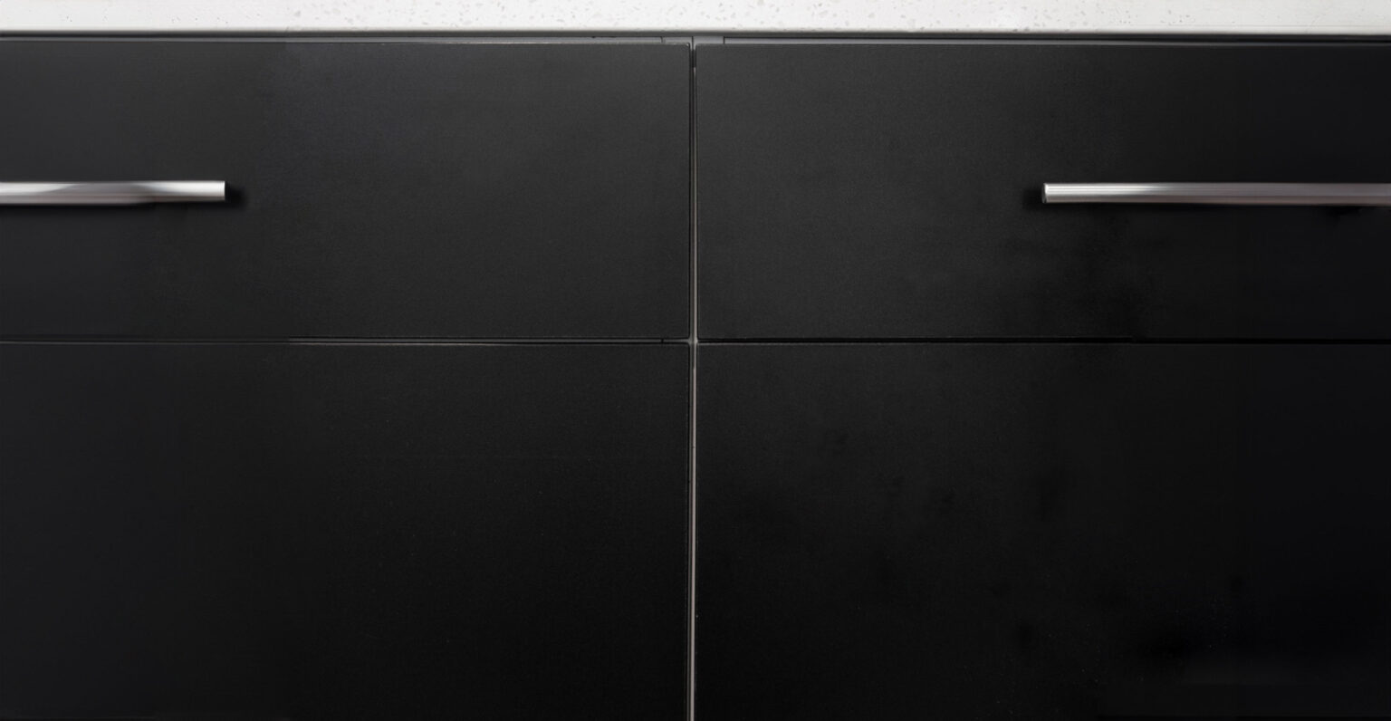 Andes-Skyline---Black---Bar-Pull-SN-9-2