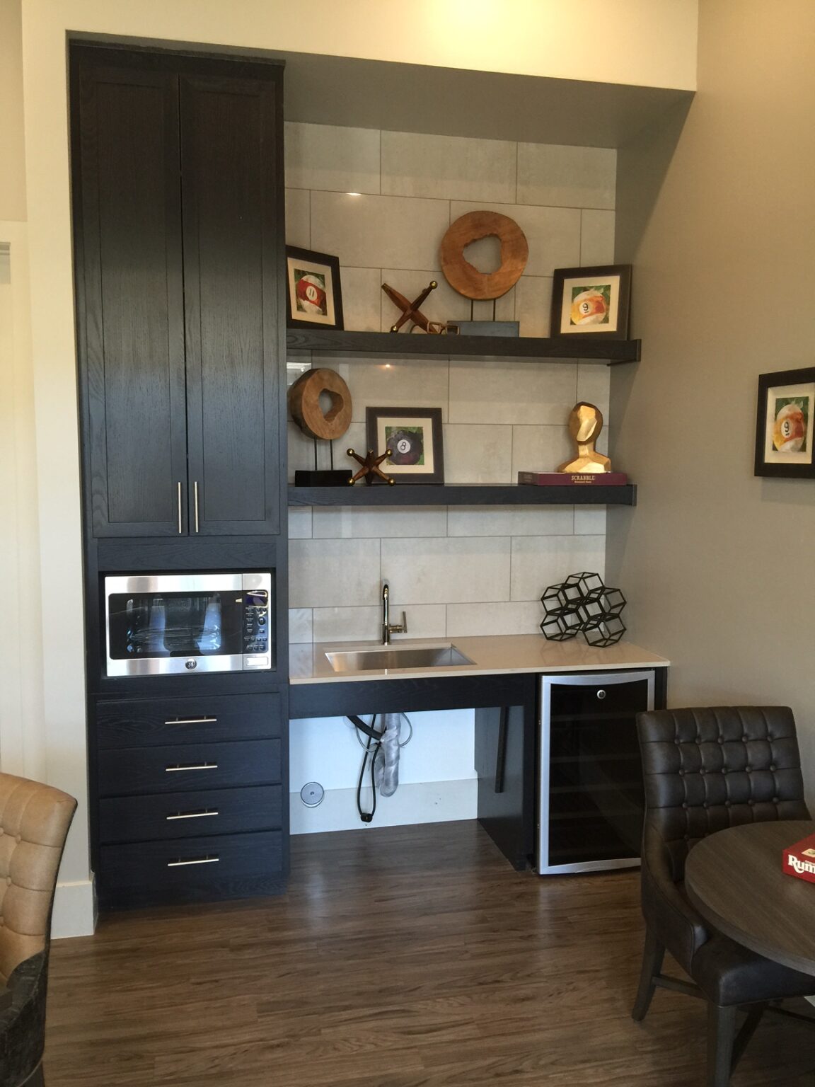 Pantry - Face Frame - Floating Shelves - Pacific - Deschutes II - Oak - Ebony -